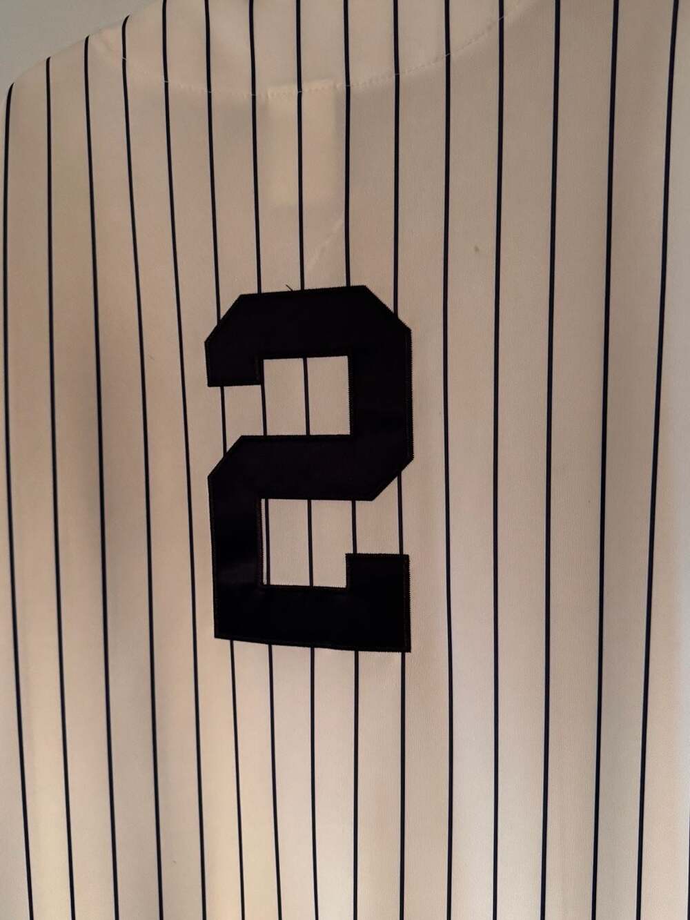 Vintage Derek Jeter NY Yankees Majestic Jersey #2 Pinstripe MLB Baseball Size L - Picture 10 of 10